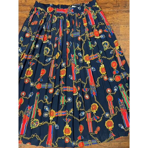 80s Alfred Dunner Navy Pleated Midi Skirt Medals Chain Print Scarf Preppy Sz 10 - Picture 5 of 8
